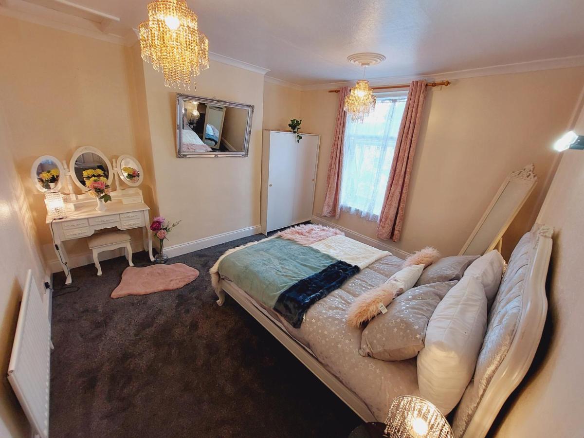 Elegant And Central Two Bedrooms House Bristol Exterior photo