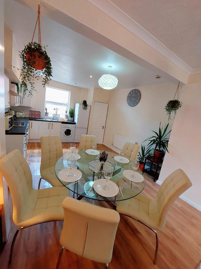 Elegant And Central Two Bedrooms House Bristol Exterior photo